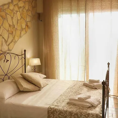 La Terrazza Dei Colori Bed & Breakfast Gaeta Exterior photo